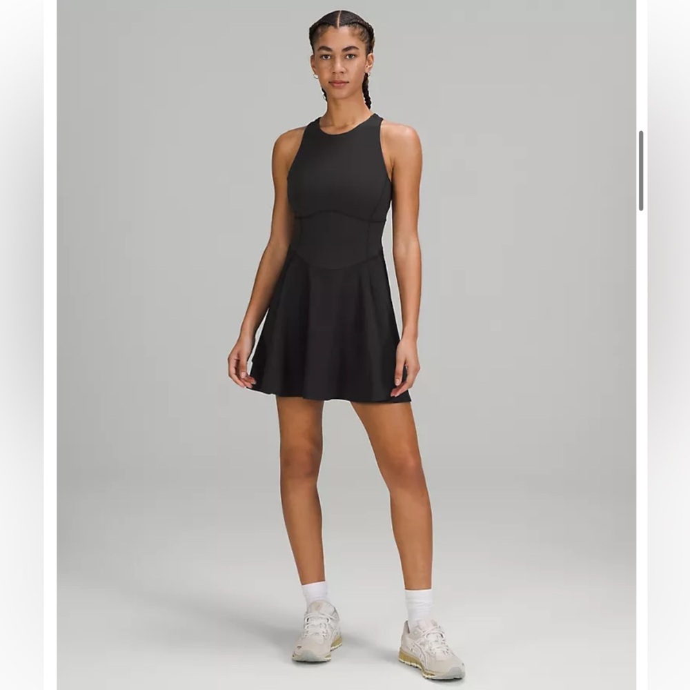 NWT LULULEMON COURT CRUSH DRESS ✨